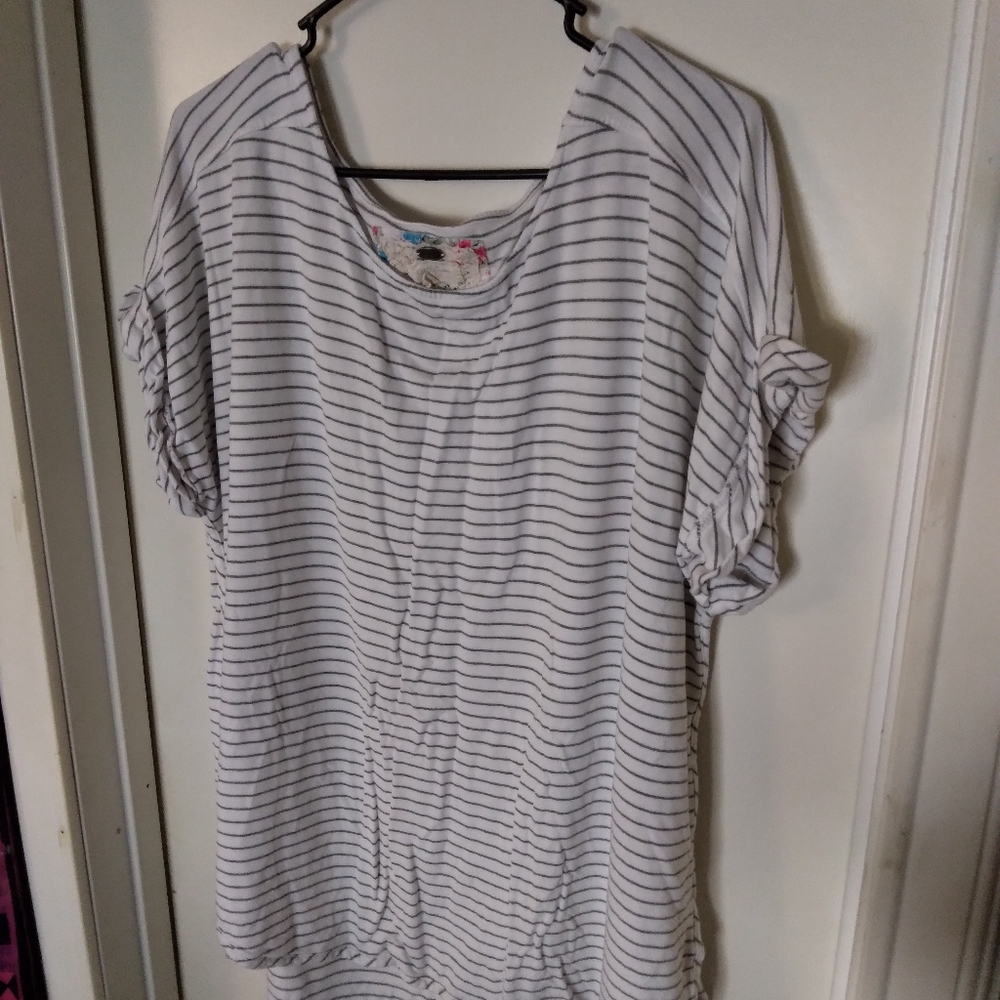 Cupio Dolman Top Size 1X